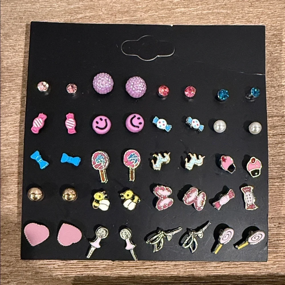 Colorful Assorted Earring Set - Picture 3 of 9